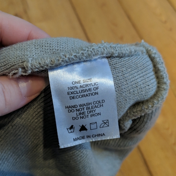 NWT Cat Kitty Knit Hat Toque - Picture 5 of 6